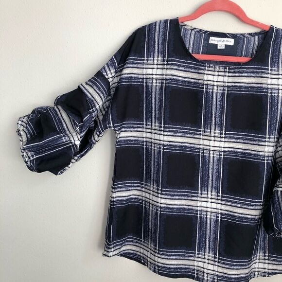 2/$20 Maggie & Max Blue Plaid Puff Sleeve Top - Picture 15 of 16